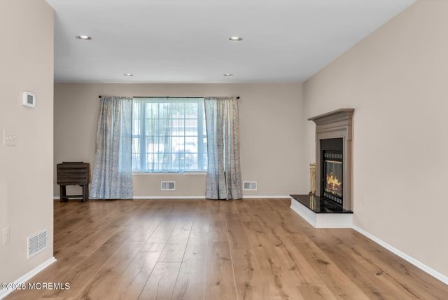 10 Sally Street, Howell, NJ 07731