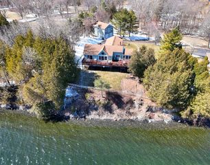 25 Cavendish Cove, South Hero, VT 05486