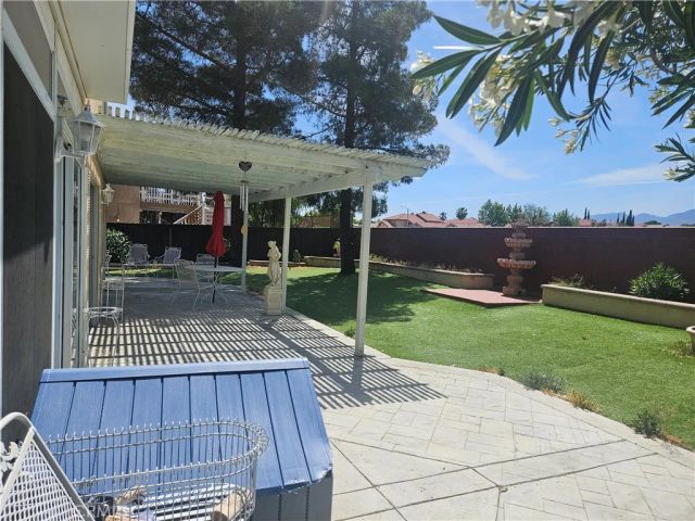 6044 Catalina, Palmdale, CA 93552