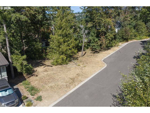10143 Nw WELLHOUSE Ln 4, Portland, OR 97229