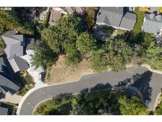 10143 Nw WELLHOUSE Ln 4, Portland, OR 97229