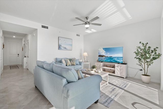 17570 OPAL SAND DRIVE 302, Venice, FL 34293