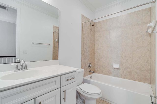 4628 MEDITERRANEAN Circle, Palm Beach Gardens, FL 33418