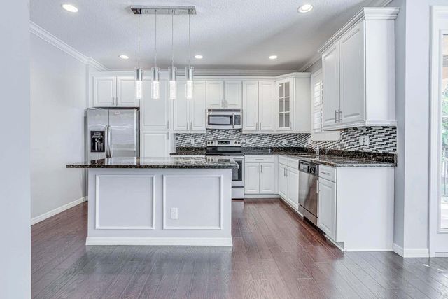 4628 MEDITERRANEAN Circle, Palm Beach Gardens, FL 33418
