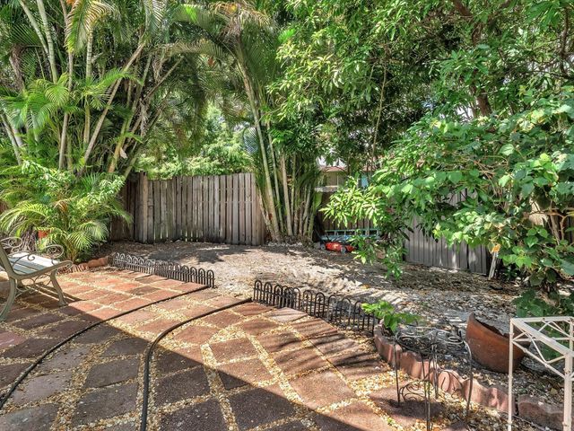 6171 SW 6th, Margate, FL 33068