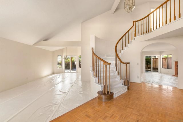 3970 Santa Nella Pl, San Diego, CA 92130