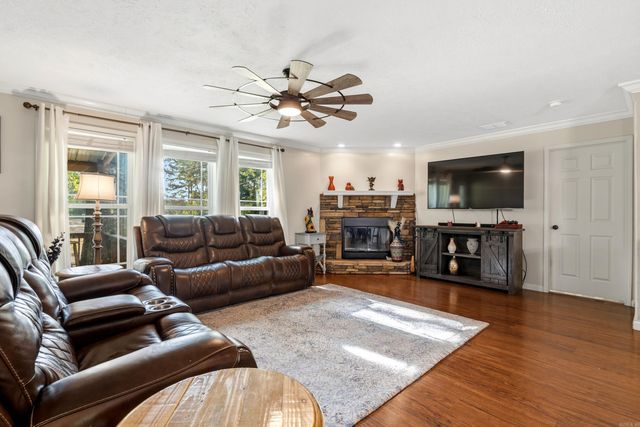 159 Benjamin Lane, Pearcy, AR 71964