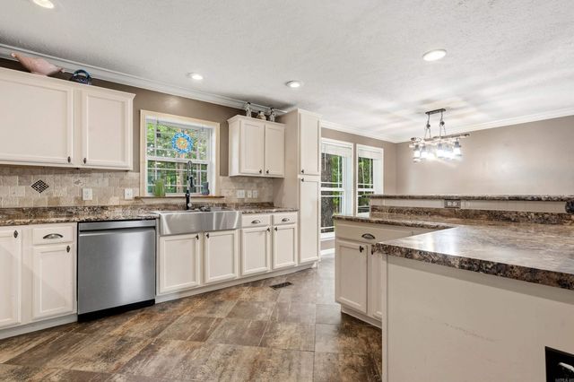 159 Benjamin Lane, Pearcy, AR 71964