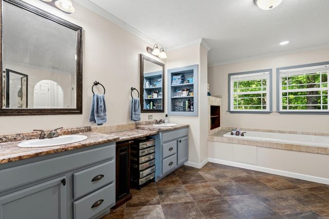 159 Benjamin Lane, Pearcy, AR 71964