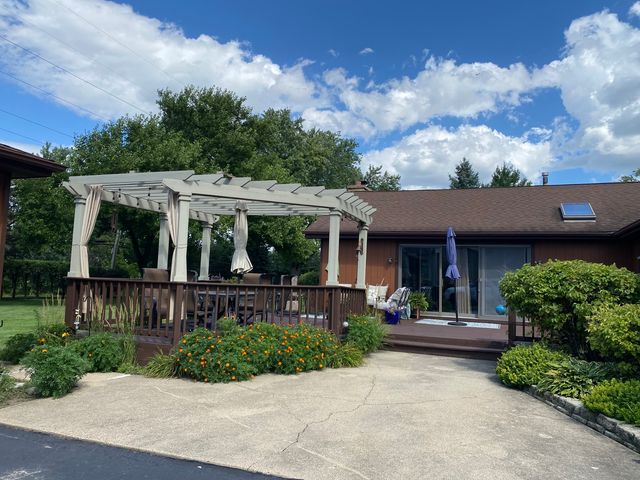 16 Robert Avenue, Prospect Heights, IL 60070