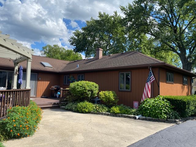 16 Robert Avenue, Prospect Heights, IL 60070