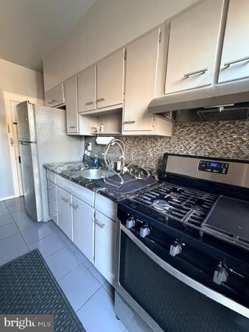 1653 W MENTOR ST, Philadelphia, PA 19141