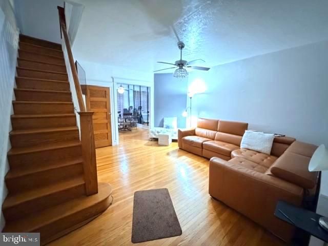 1653 W MENTOR ST, Philadelphia, PA 19141