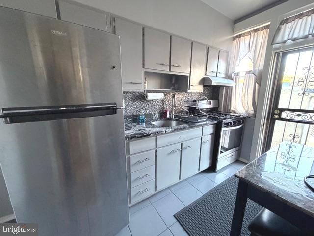 1653 W MENTOR ST, Philadelphia, PA 19141