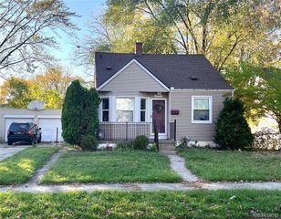 27155 Blum Street, Roseville, MI 48066