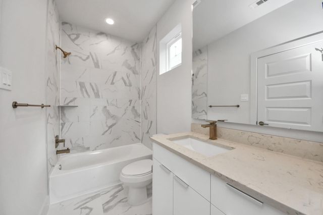 3003A Ventas Drive, Houston, TX 77047