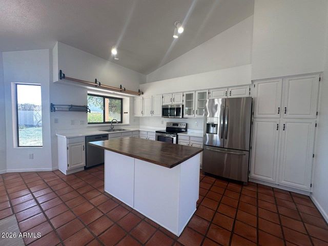 15 W BUENA VISTA Drive, Tempe, AZ 85284