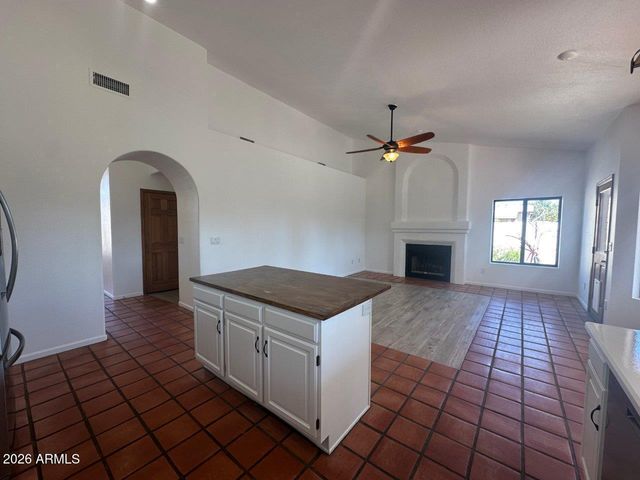 15 W BUENA VISTA Drive, Tempe, AZ 85284