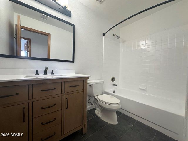 15 W BUENA VISTA Drive, Tempe, AZ 85284