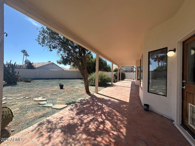 15 W BUENA VISTA Drive, Tempe, AZ 85284
