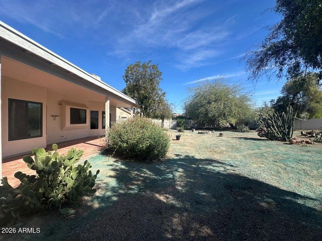 15 W BUENA VISTA Drive, Tempe, AZ 85284