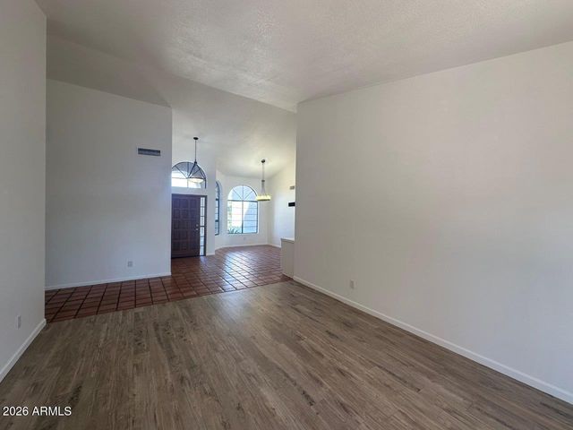 15 W BUENA VISTA Drive, Tempe, AZ 85284