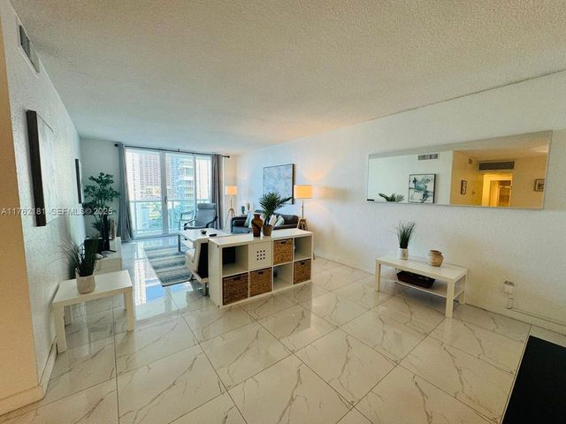 3901 S Ocean Drive 10G, Hollywood, FL 33019