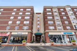 5105 City Place 5105, Edgewater, NJ 07020