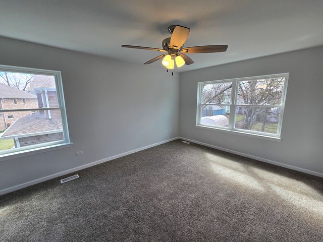 4 Joseph Court, Midlothian, IL 60445