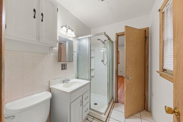 17908 Lorenz Avenue, Lansing, IL 60438