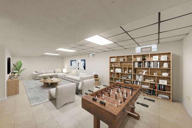 17908 Lorenz Avenue, Lansing, IL 60438