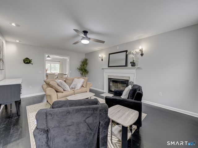 137 Hollyberry Lane, Plainville, CT 06062