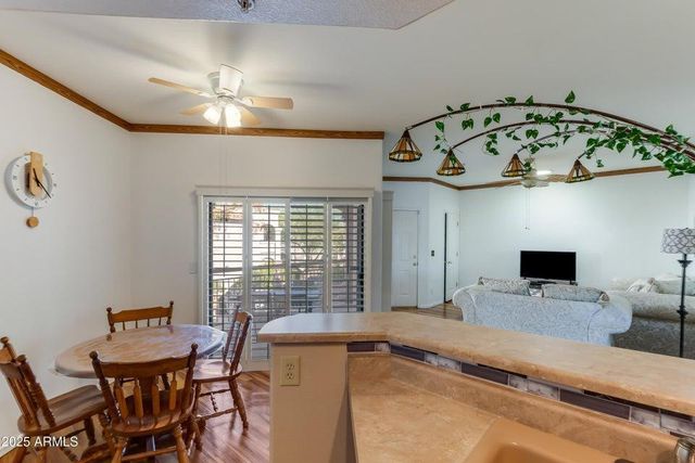 9151 W Greenway Road Unit 252, Peoria, AZ 85381