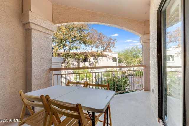 9151 W Greenway Road Unit 252, Peoria, AZ 85381