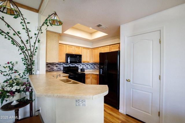 9151 W Greenway Road Unit 252, Peoria, AZ 85381