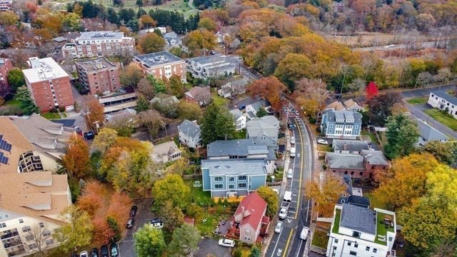 811 Heath Street, Brookline, MA 02467