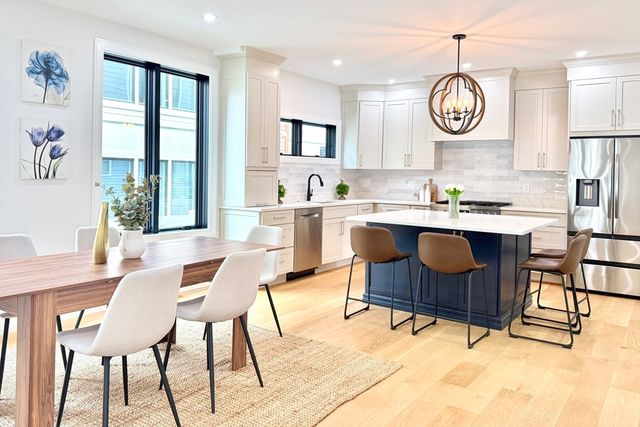 811 Heath Street, Brookline, MA 02467