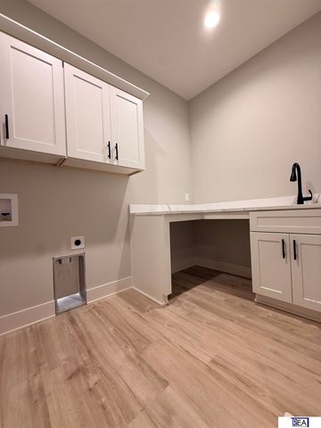 12511 S 87 Avenue, Papillion, NE 68046