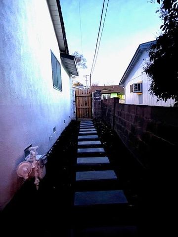 8021 Glen Eva Way, Citrus Heights, CA 95610