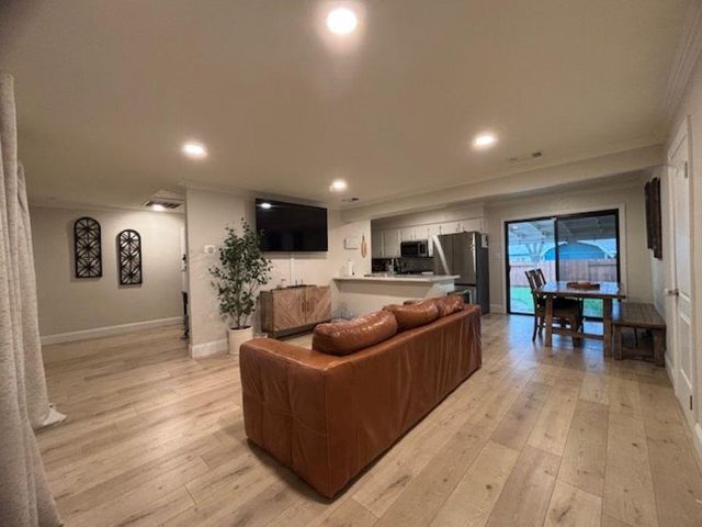 8021 Glen Eva Way, Citrus Heights, CA 95610