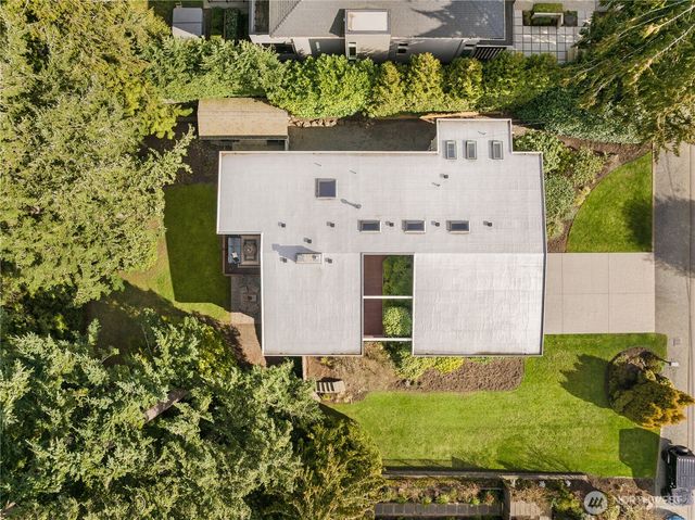 8416 SE 36th Street, Mercer Island, WA 98040