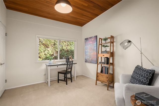 8416 SE 36th Street, Mercer Island, WA 98040