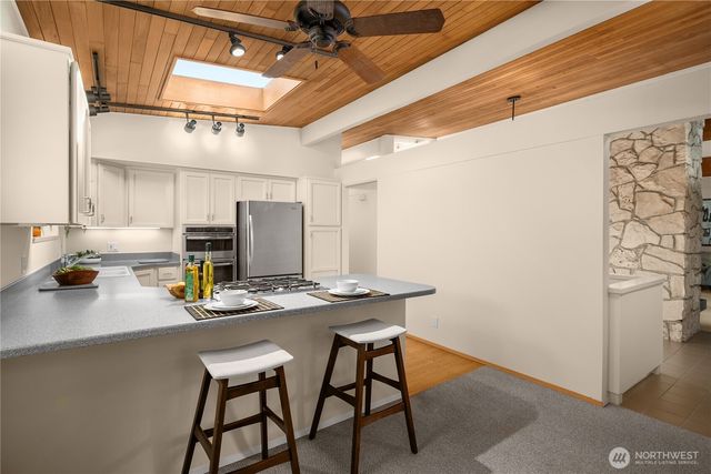 8416 SE 36th Street, Mercer Island, WA 98040