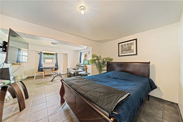 1210 Sea Secret St, Port Aransas, TX 78373