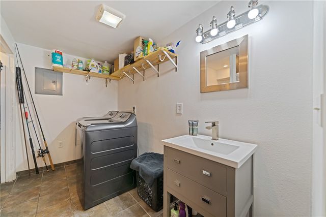 1210 Sea Secret St, Port Aransas, TX 78373
