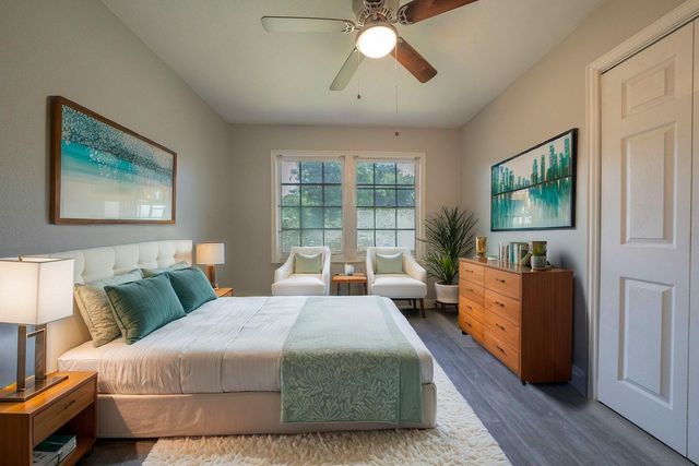1209 E Lovers Lane, Arlington, TX 76010