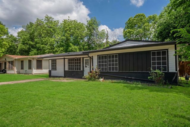 1209 E Lovers Lane, Arlington, TX 76010