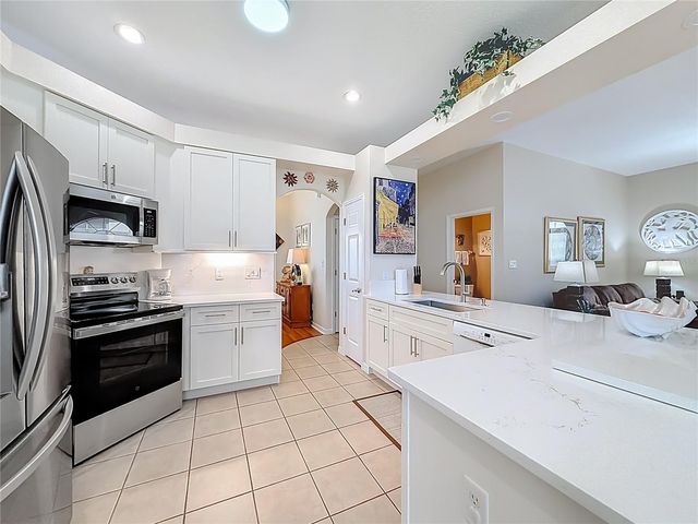 3723 MULBERRY GROVE LOOP, Leesburg, FL 34748