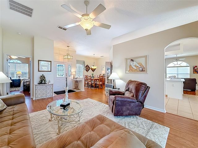 3723 MULBERRY GROVE LOOP, Leesburg, FL 34748