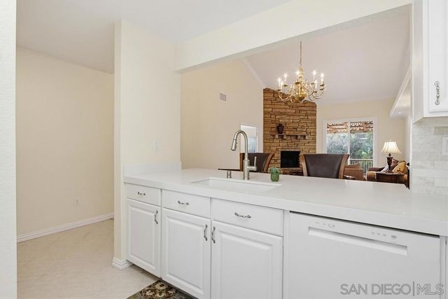 29549 Circle R Greens Dr., Escondido, CA 92026